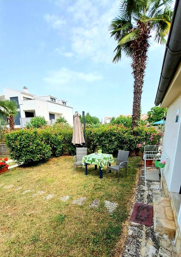 Apartments Karmen Funtana Exterior foto